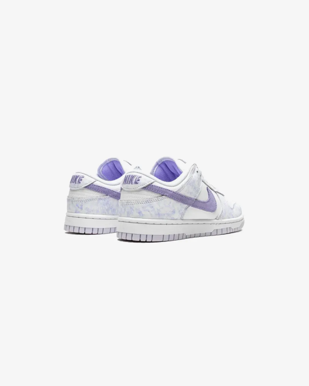 Nike SB Dunk Low ‘Purple Pulse‘ Sneakers