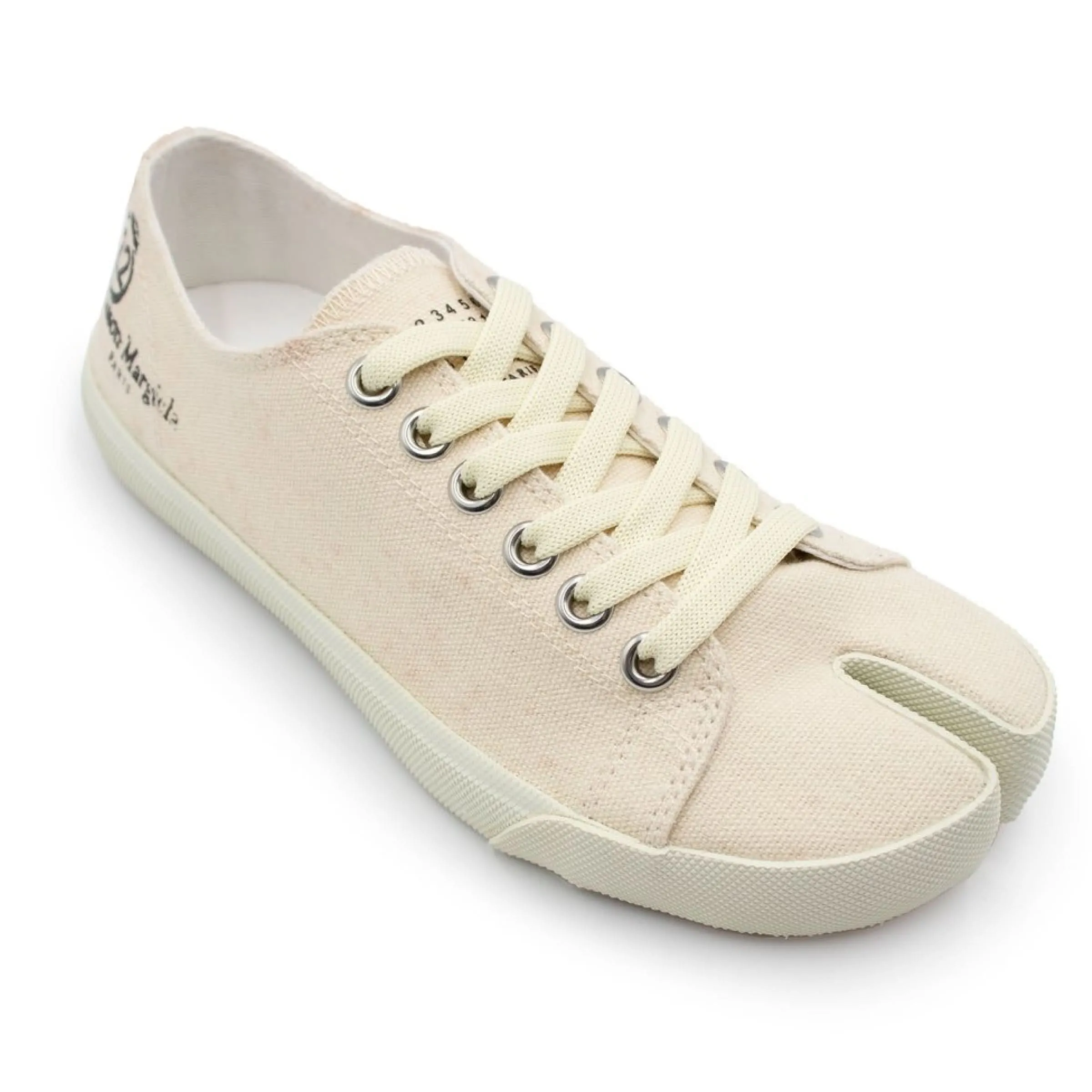 Tabi Toe Low Sneakers in White Sand